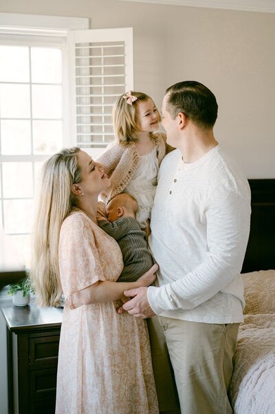 bella-luce-by-michelle-andrea-new-england-photographer-newborn-casey-family-40