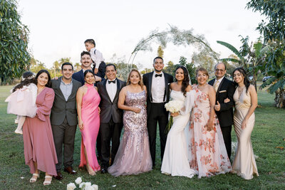 Pink toned wedding party at destination wedding | Sush Digital Media