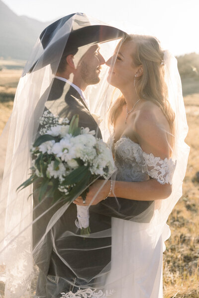 rustic-wedding-photos-cody-wyoming