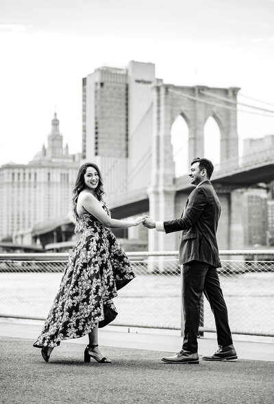 Brooklyn Engagement Photos: Celebrate your love with Brooklyn engagement photos by Ishan Fotografi. Capture magical moments in NYC's unique settings.