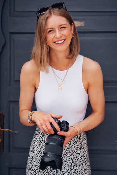 Emily Collett, UK, Destination & Cotswold Wedding Photographer, photographing at Beldi Country Club