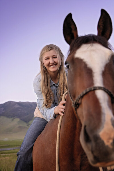 Shanna-Mae-Photography-Montana-Photographer-Highschool-Senior-Western-Horses-Girl-Poses-Ennis-Bozeman-024