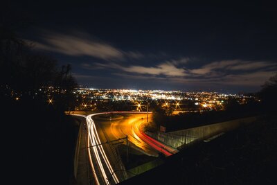 chattanooga tennessee at night with bright lights shining