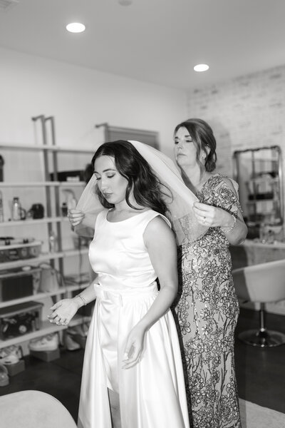 documentary wedding photographer