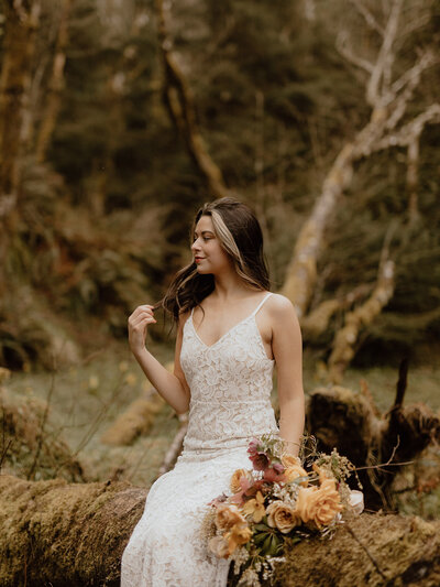 Oregon Elopement Bride