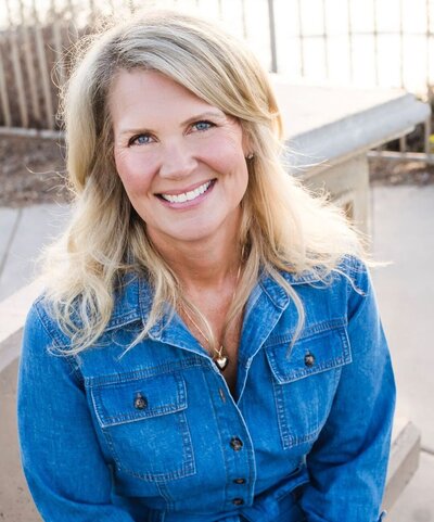 staceyvulakh-CH_E9iEDaN1