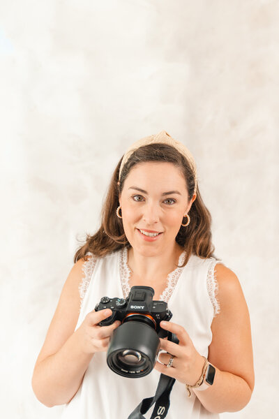 Portrait of Kelley Hoagland photography education