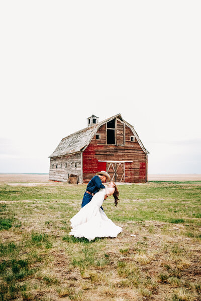 Montana Barn wedding at the western ranch