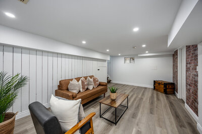 79 Townline rec room (3)