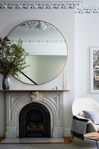 Brownstone design in Boston blending quiet luxury and historic home design, featured in Rue Magazine. A New England renovation that honors original detail with modern living.