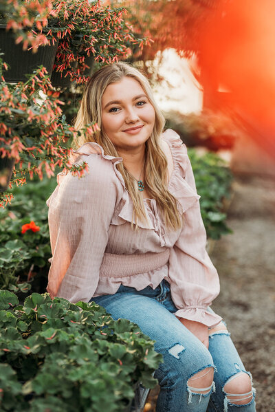 senior session at greenhouse in New Boston, TX