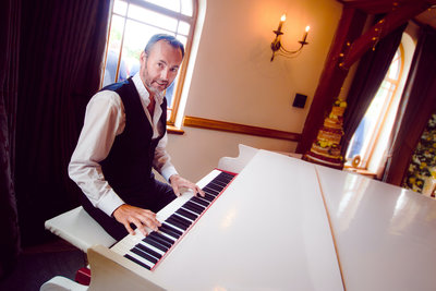 wedding pianist Ed Alexander