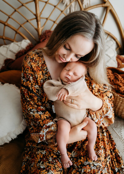 mum holding newborn