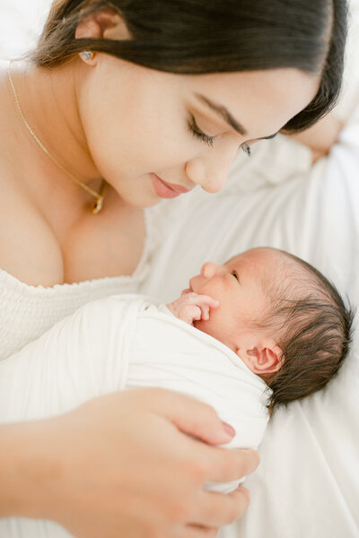 Orange County Minimalist and Natural Newborn Photographer in-home shoot in Irvine