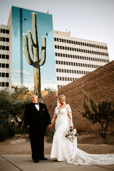 This is a luxury wedding photographed in Tucson Arizona by Kristin Bendigo Photography
