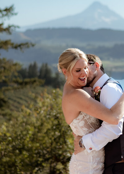 Wedding at The Crag Rat Hut in Hood River, Oregon