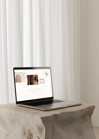 Minimal Showit website template