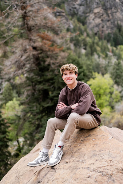 Mountainside senior pictures, alpine senior pictures