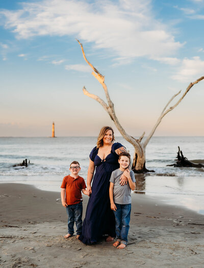 Charleston, South Carolina Maternity and Newborn Photographer.