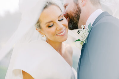 Photographer Sarahdipity Photos at Crane Cottage on Jekyll Island capturing intimate wedding