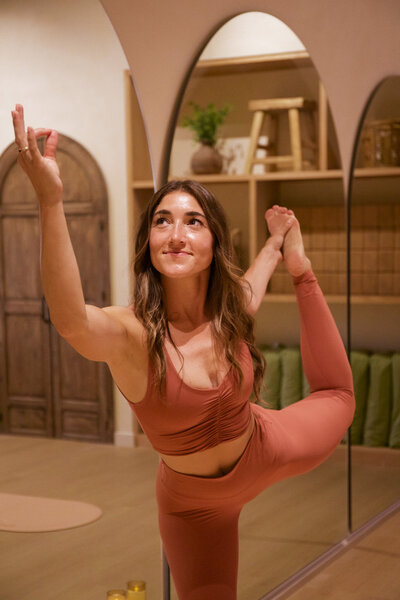 Photos of founder Mia Heck, leading a yoga, breathwork and meditation class. She is also guiding a student through a cold plunge.