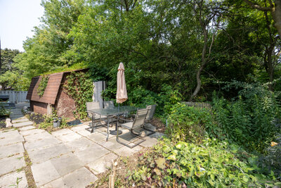 400 Wickham patio