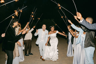 Candid wedding photo of couple’s laughter captured by Oahu photographer