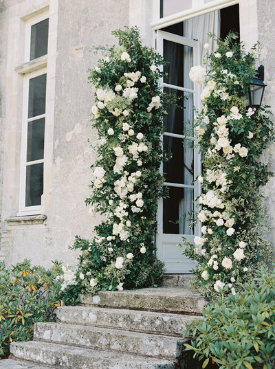 lily-paloma-wedding-florist-france-french-chateau (6)