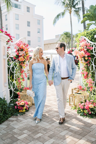 Classy black and white big wedding at the Marriott harbor beach designed by AM Co. and captured by Sunny Lee Photography