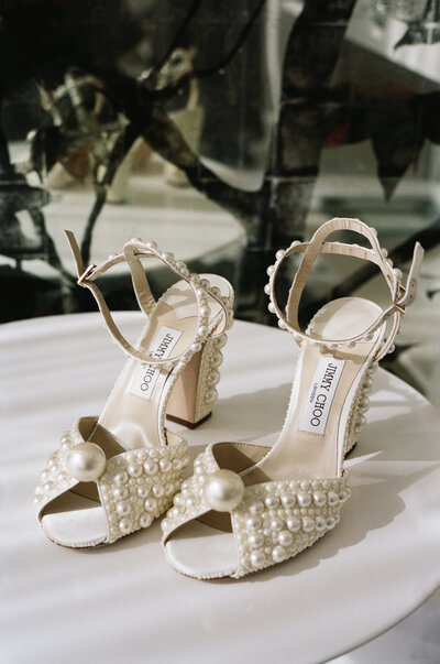 Aspen-Avenue-Chicago-Wedding-Film-Photographer-The-Langham-Hotel-Union-Station-Rosanna-&-Co-Yanni-Design-Studio-LG-Make-Up-&-Tans-Monique-Lhuillier-Vogue-Editorial-Jimmy-Choo-Heels