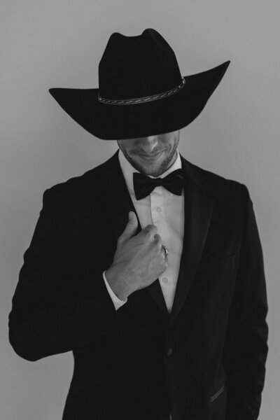 Are you looking for a Texas wedding photographer? We would love to chat with you and see if we are a perfect match to photograph your Texas or destination wedding!