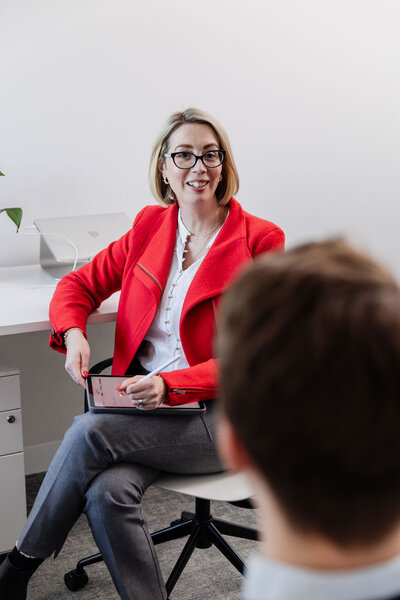 Clinical Psychologist Sally Kemp conducting an individual therapy session