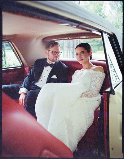 Destination Wedding Photographer Jeff Brummett photographing bride in dress Dallas Black and white Gif