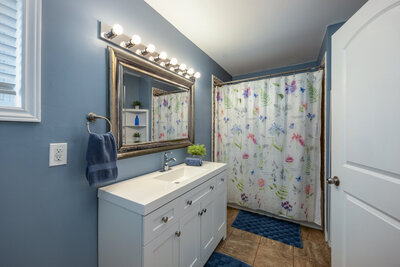 15471 CR 2 main bath