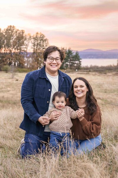 Seattle Family spends the day at Discovery Park for a family photography session at sunset