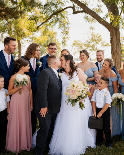 A moment for the bridal party from a summertime wedding in Niagara Falls, NY.