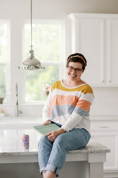 Beth Compton Atlanta graphic wedding designer