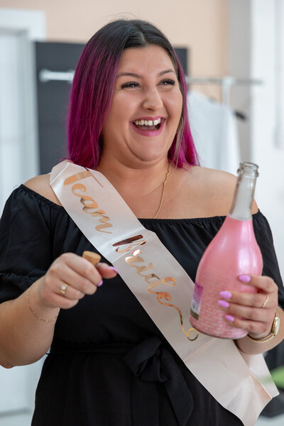 Happy smile during bridal photoshoot