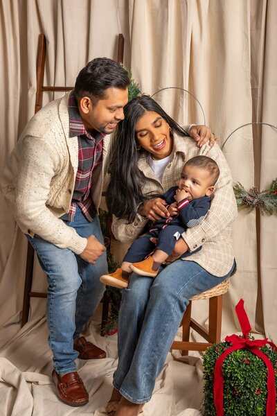 Family Christmas photos, by Alba Belli Photography