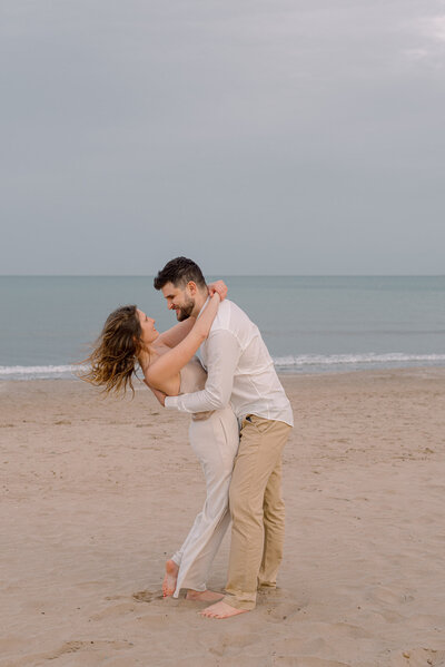 Patacona-Beach-Engagament-Couple-Photos-064