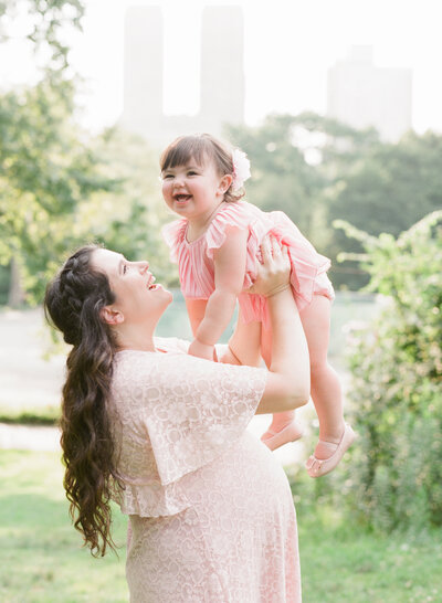 NYCMaternityPortraits-CharlieJulietPhoto_031