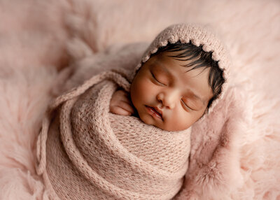 Studio portraits of newborns for Lafayette Indiana residents