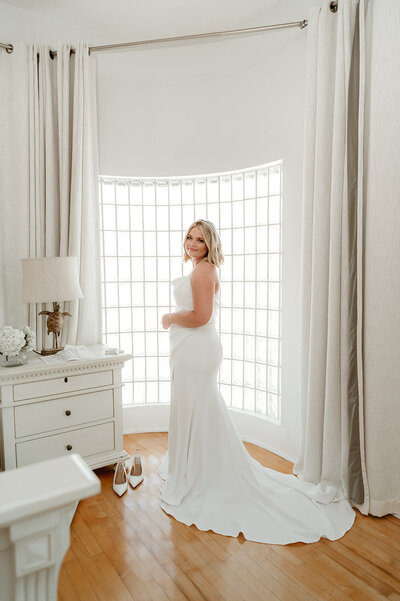 Navarre-beach-wedding-photographer-elopement-photographer-micro-wedding-pensacola-beach 