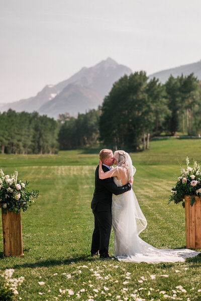 t-lazy-7-aspen-wedding_1738