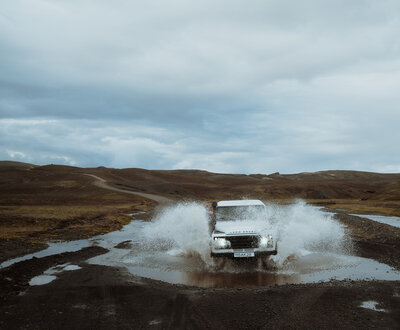 From unique Iceland elopement locations to practical elopement tips, in this blog I’ll help you two elope in Iceland without the stress of planning and location scouting! See iceland elopement dress, iceland wedding elopements, elopement ideas iceland and iceland winter elopement. Book Sydney for your destination elopement or Iceland elopement