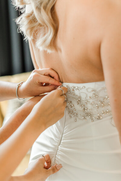 Leanna & Sean_Wedding_Bride Getting Ready_1063