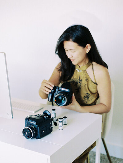 Showit web designer working on TONIC SITESHOP template customization