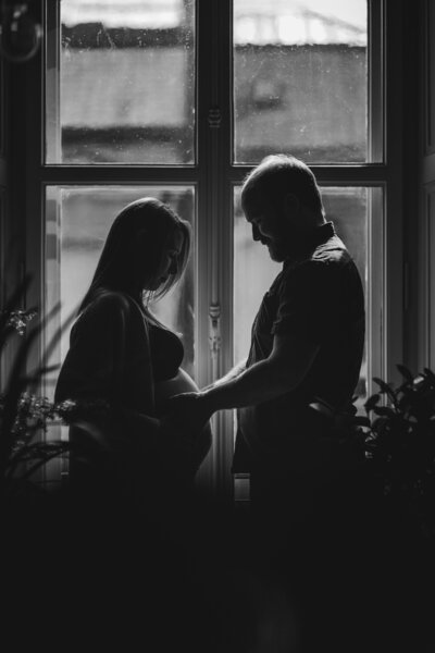 seance photo grossesse neuchâtel - photos de couple grossesse - berangere photographie