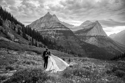 couple photo video glacier montana