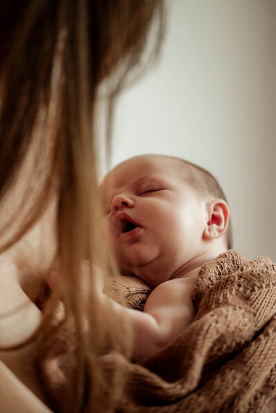 Newbornshooting zuhause Photo by Patricia